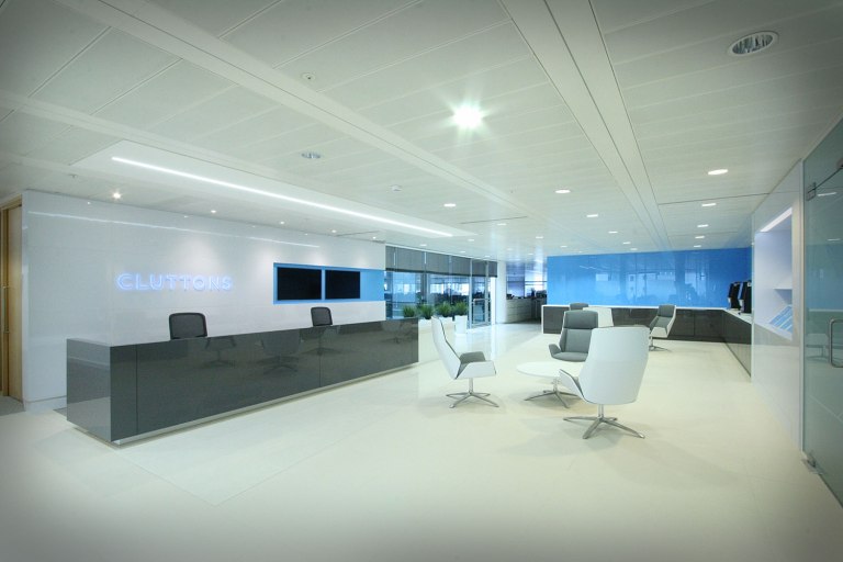 Moth_Lighting_Office_lighting