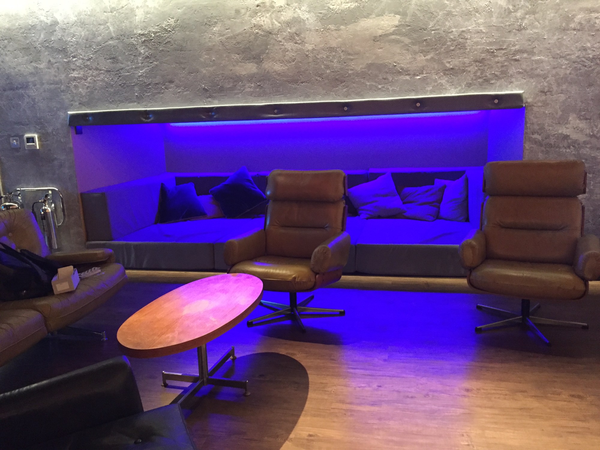 Lighting design for office breakout area